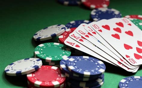 Does the Bible Say Anything About Gambling? - BibleMesh