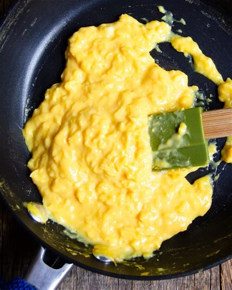 Scrambled Eggs with Herbs | Blue Jean Chef - Meredith Laurence