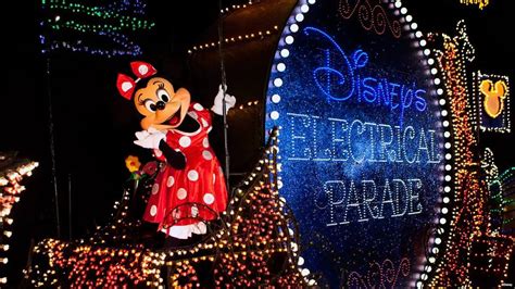 Watch a Live Stream of the Main Street Electrical Parade August 28th ...