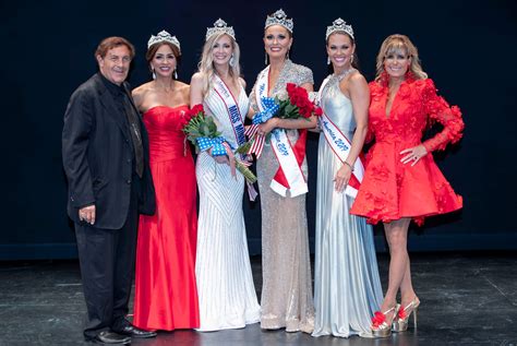 Photos - Mrs. Minnesota America and Miss Minnesota for America