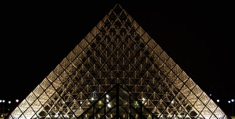 Louvre pyramid at night by bilzow on DeviantArt