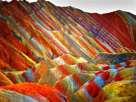 Montagne arcobaleno, bellezza della Cina nel Parco nazionale di Zhangye