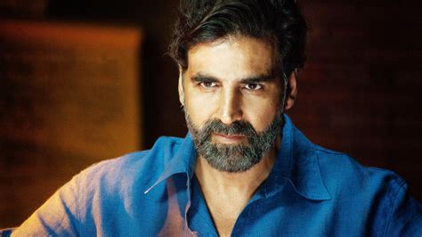 Akshay Kumar Height, Age, Wife, Family, Children, Biography & More ...