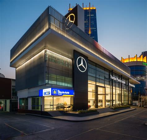 Mercedes Benz Lumpini Showroom | dwp