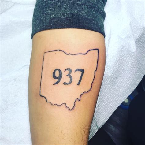 justinemurasky:ohio-state-outline-tattoo-tattoo-art-tattoo-apprentice ...