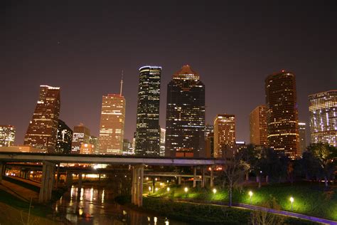 File:Downtown Houston Skyline Night.JPG - Wikimedia Commons
