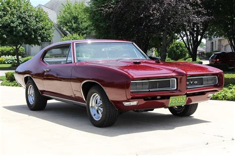 1968 Pontiac GTO | Classic Cars for Sale Michigan: Muscle & Old Cars | Vanguard Motor Sales