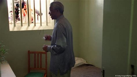 Robben Island: A view into Mandela′s prison life | Africa | DW.COM | 30 ...