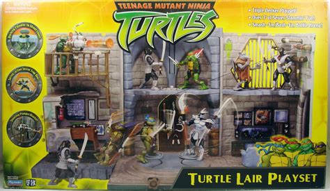 Teenage Mutant Ninja Turtles Lair Playset 2003 16'' TMNT Figures ...