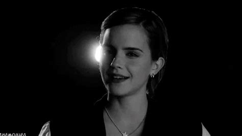 Emma Watson Smile GIF - Find & Share on GIPHY