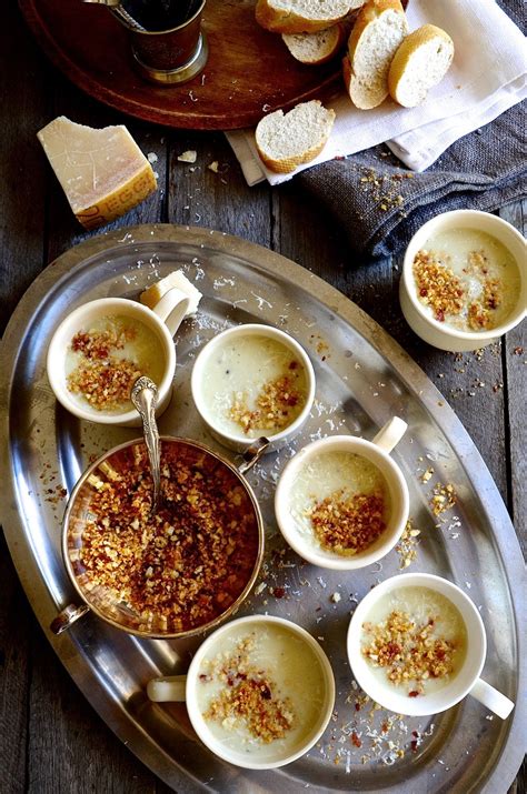 Vichyssoise soup with bacon and parmesan crumble | Bibbyskitchen recipe