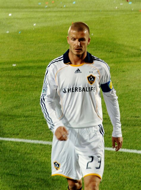 File:Beckham LA Galaxy cropped.jpg - Wikipedia