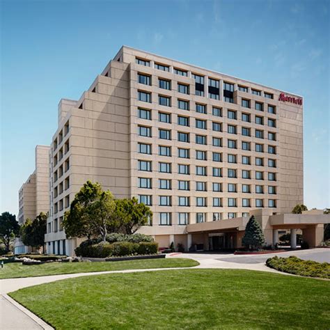 San Francisco Airport Marriott Waterfront - Burlingame CA | AAA.com