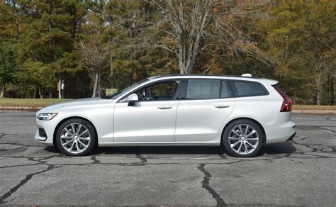 Handsome Wagon: 2019 Volvo V60 — Auto Trends Magazine