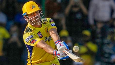 Most runs in IPL finals: MS Dhoni on fifth, after golden duck during CSK vs GT IPL 2023 final ...