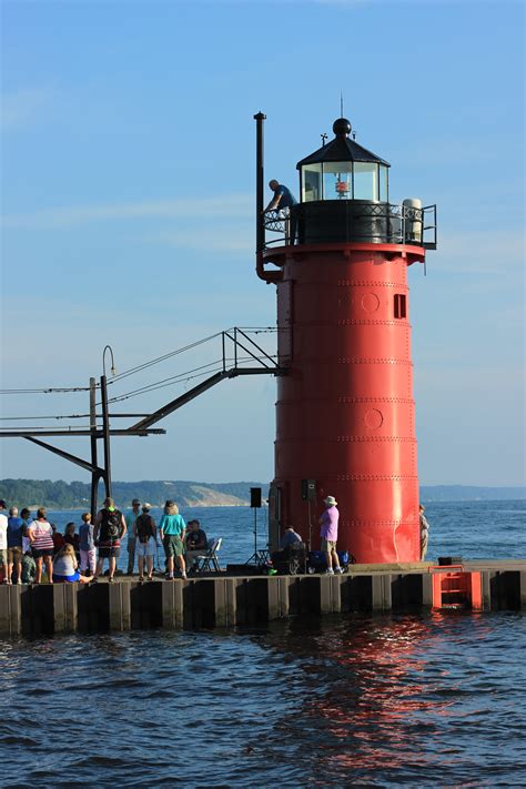 South Haven Lighthouse, Lake Michigan - Travel the Mitten
