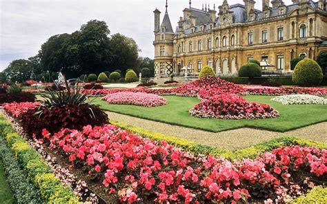 Waddesdon Manor Gardens, Buckinghamshire, England | Immacu… | Flickr