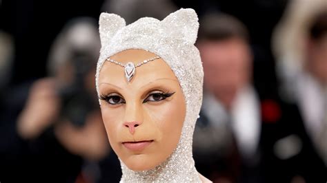 Doja Cat wows at Met Gala as Karl Lagerfeld cat: See the look here