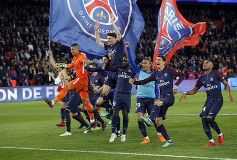 Soccer: PSG wins title after crushing defending champion Monaco 7-1 - The Mainichi