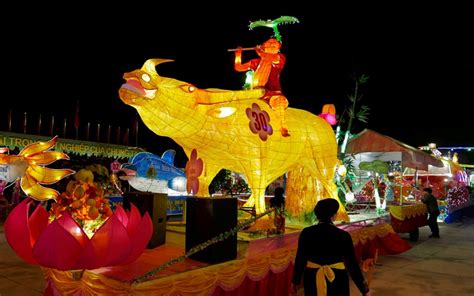 Vietnam Mid Autumn Festival: Origin, Meaning and Activities