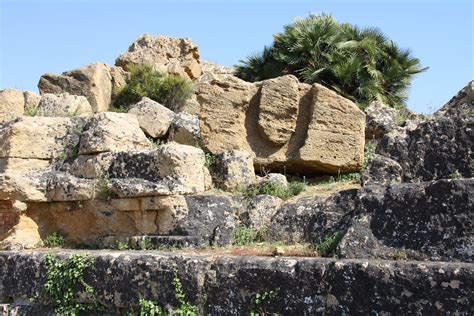 Temple of Olympian Zeus, Agrigento, Sicily, 2011 | Many ston… | Flickr