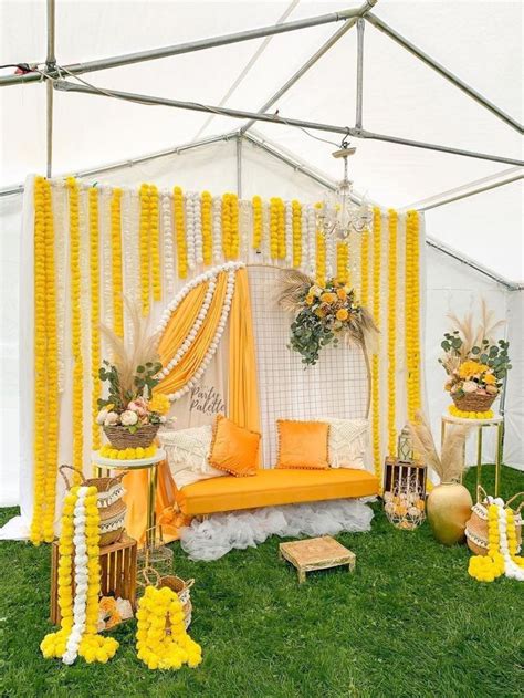 Beautiful floral Mehendi Backdrop decor to save for your Intimate ceremony! | Haldi decoration ...