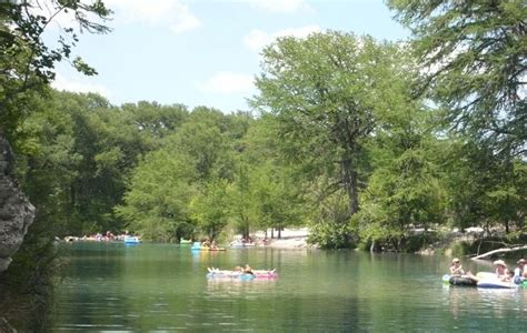 Tubing Rentals on the Frio River | Frio River Cabins