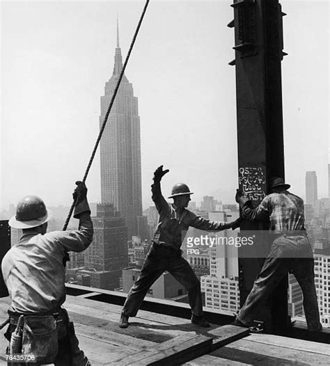 12,999 Empire State Building Workers Stock Photos, High-Res Pictures, and Images - Getty Images