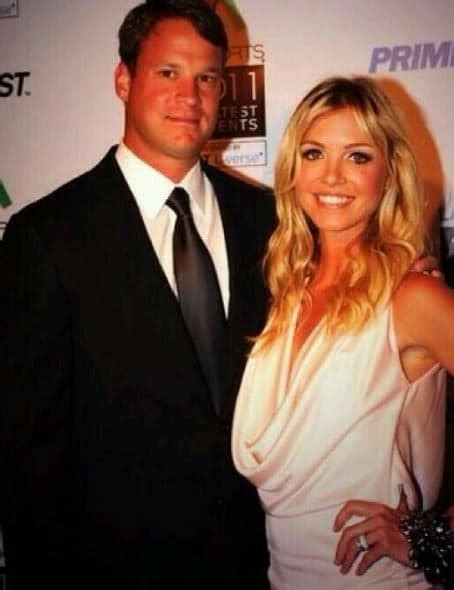 Lane Kiffin Bio, Wiki, Net Worth, Girlfriend, Wife, Kids, Age, Height