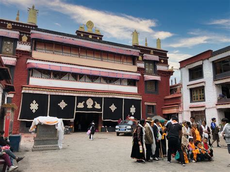 Jokhang temple: one of the most important temples in Tibet