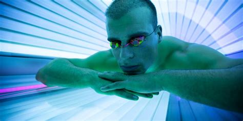 Tanning and Sun Protective Behavior | Nurse Advisor Magazine