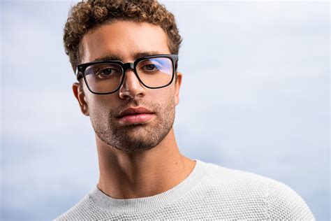 Upgrade Your Look: Top Men's Blue Light Glasses – Privé Revaux