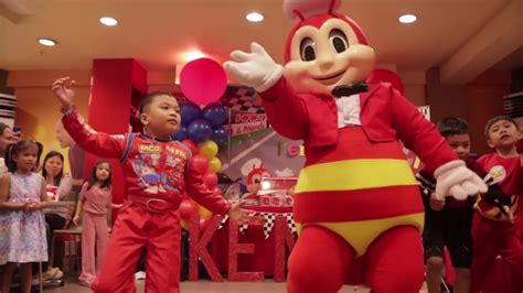 TRENDING DANCE CHALLENGE WITH JOLLIBEE !!! - YouTube