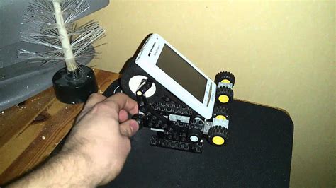 Adjustable LEGO phone stand - YouTube