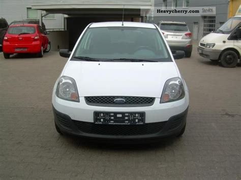 Ford fiesta van dimensions