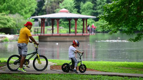 Wet weather, flooding give way to sun this weekend