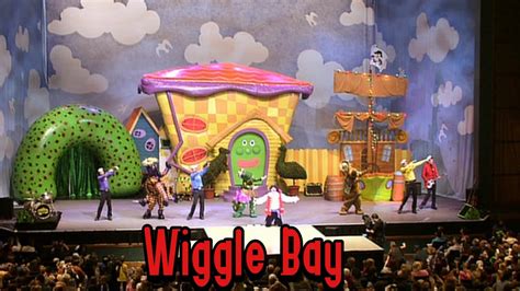 Wiggle Bay (Live) - YouTube