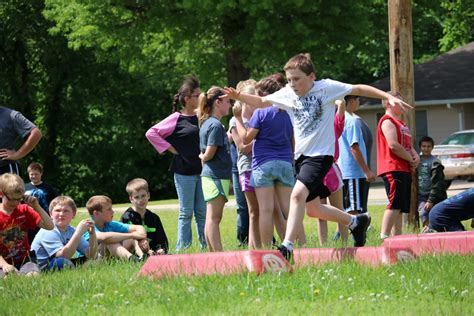 2015 SJHS Field Day – Obstacle Course (photos from May 8, 2015) – USD 247 Southeast Lancers