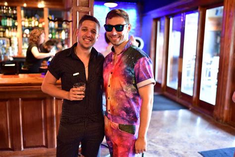 Midtown romper pub crawl celebrates the breakthrough fashion trend of 2017