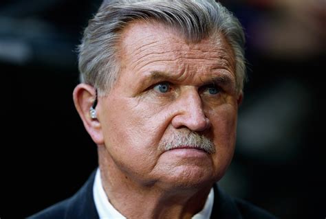 Legendary coach Mike Ditka hospitalized following heart attack | Fox 59