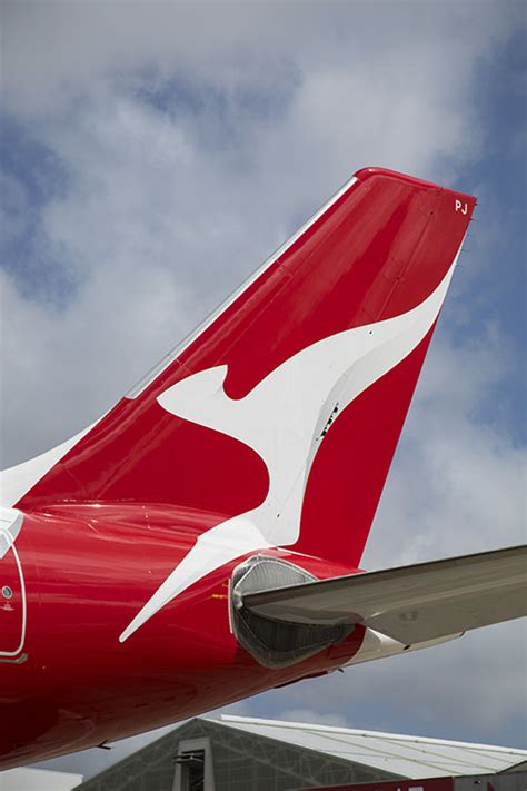 Qantas reveals new livery and logo - Australian Aviation