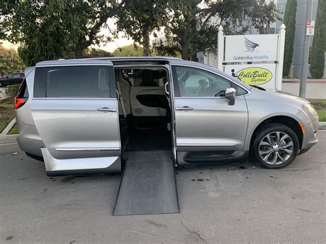 2019 Chrysler Pacifica with Braun fold out handicap conversion Handicap Van - $99,999 | San ...