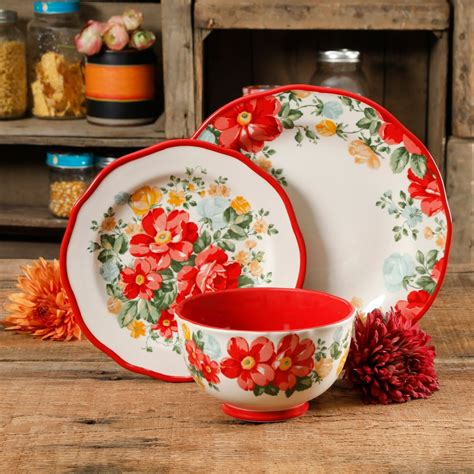 The Pioneer Woman Vintage Floral 12-Piece Dinnerware Set, Red - Walmart ...