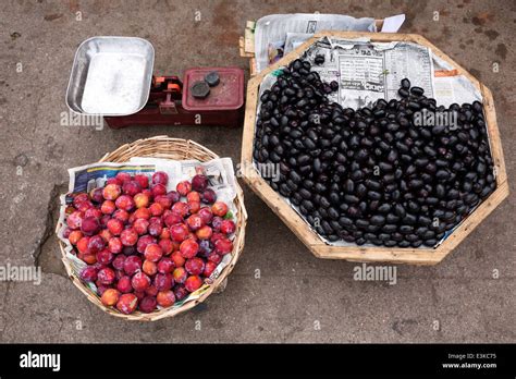 Alu bukhara hi-res stock photography and images - Alamy