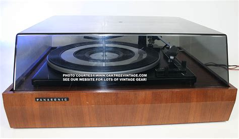 Vintage BSR Stereo Turntables / Phonographs – Photo Gallery