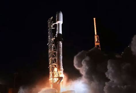 SpaceX now operates the world’s biggest commercial satellite network ...