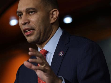 New York congressman Hakeem Jeffries is the new House Democratic leader ...