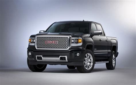 GMC Sierra Denali 2015: tenue de route et luxe amélioré - Guide Auto