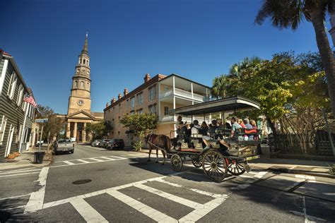 7 Outstanding Rooftop Bars in Charleston, South Carolina - Drivin' & Vibin'