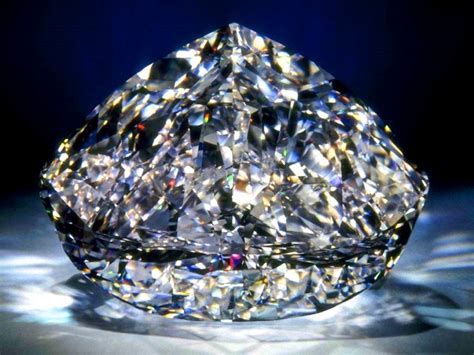 Huge, Rare Precious Diamonds Formed in Pockets of Liquid Metal | Geology In